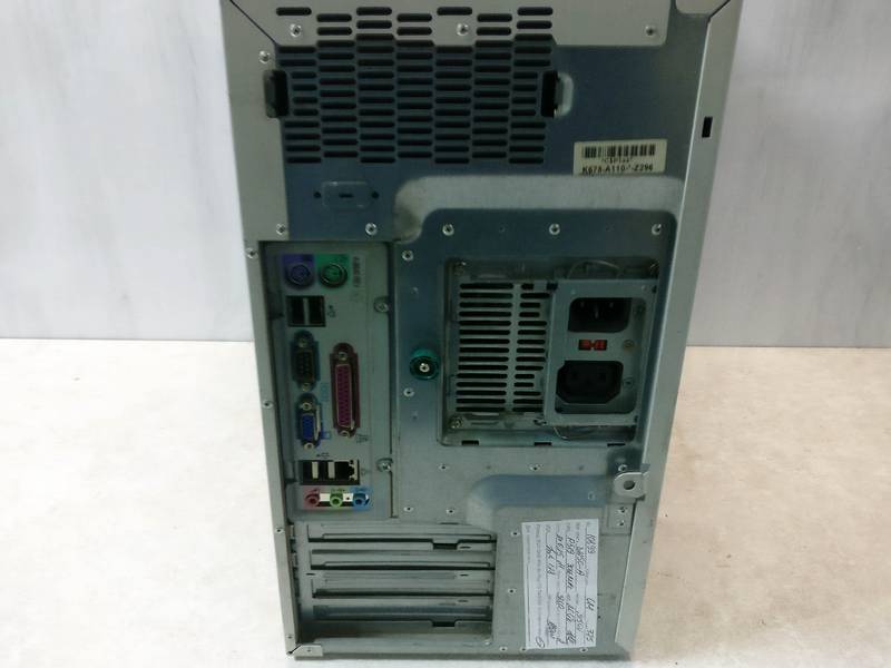 Fujitsu Siemens 775 Socket 1 ядро P519 - 3,06Ghz 2x0,25Gb DDR1 (3200) 20Gb IDE чип i915GV видеокарта int 128 белый mATX 180W