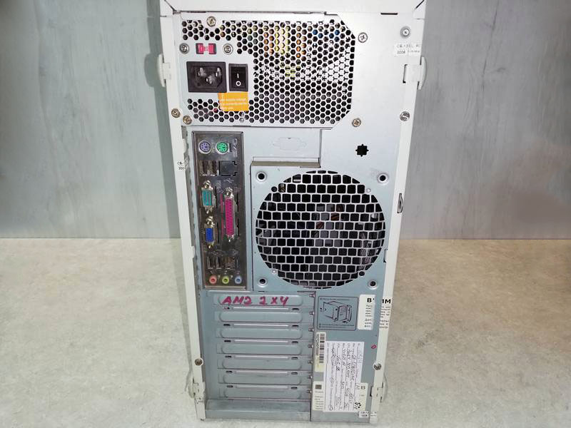 478 Socket 1 ядро Pentium 4 - 3,01Ghz 4x0,25Gb DDR1 (3200) 40Gb IDE чип i865GV видеокарта int 96 белый ATX 350W DVD-RW