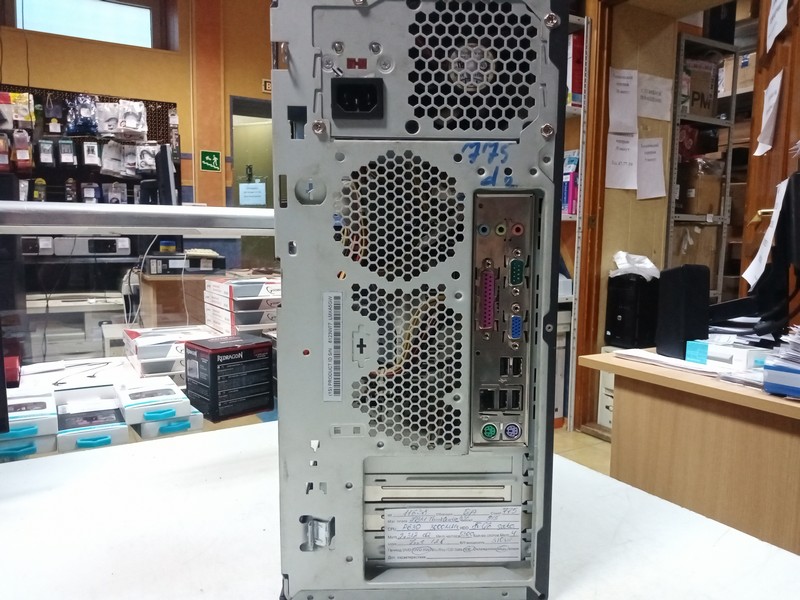 IBM 775 Socket 1 ядро P630 - 3,0Ghz 2x0,5Gb DDR2 (5300) 80Gb SATA чип 915 видеокарта int 128Mb черный ATX 310W DVD-RW