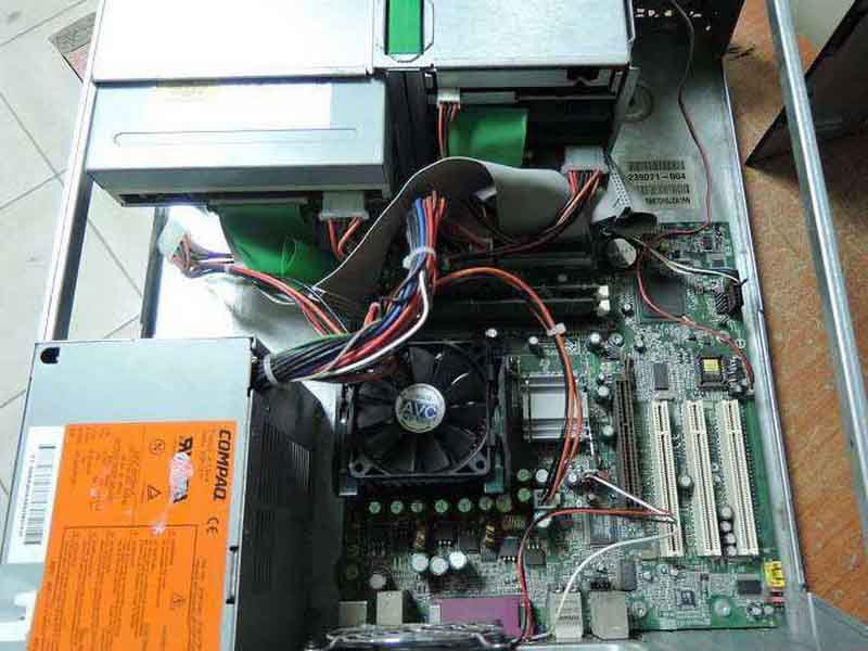 Системный блок Compaq D310 478 Socket Pentium 4 - 2.00GHz 1024Mb DDR1 40Gb IDE видеоадаптер 64Mb сеть звук USB 2.0