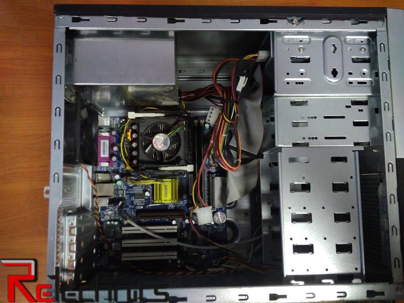 Системный блок 478 Socket Pentium 4 - 2.8GHz 256Mb DDR1 без HDD видео 64Mb сеть звук USB 2.0