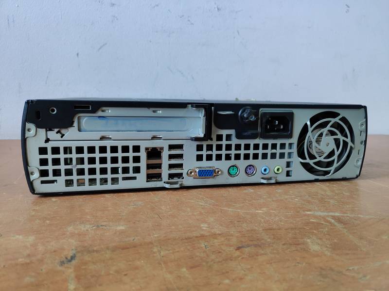 HP dc7100 775 Socket 1 ядро P4 520 - 2,80Ghz 3x1Gb DDR1 (3200) 160Gb SATA чип 915 видеокарта int 128Mb черный slim 200W DVD-R