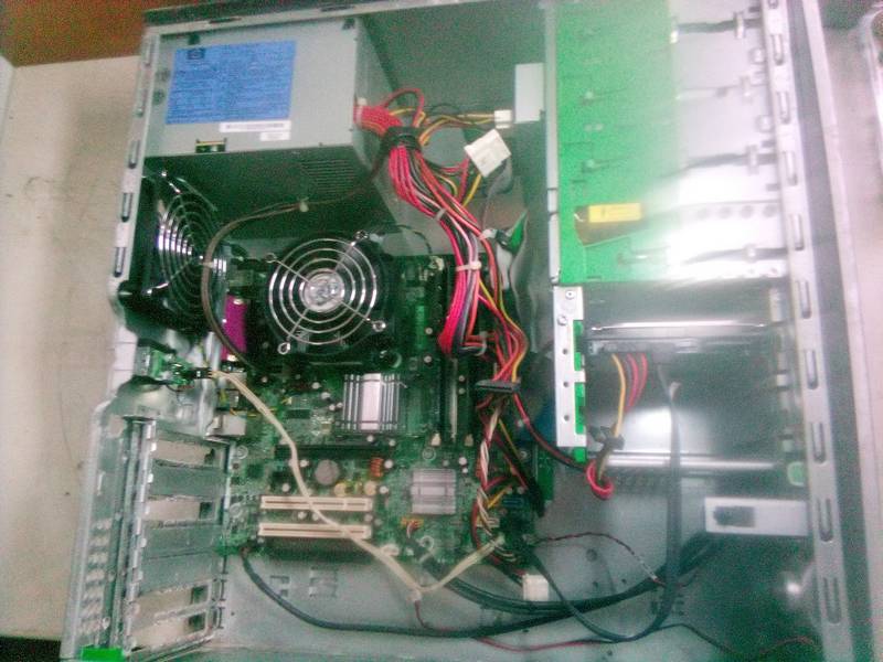 HP dc7600 775 Socket 1 ядро P650 - 3,20Ghz 4x0,5Gb DDR2 (5300) 80Gb SATA чип 945 видеокарта int 128mb черный ATX 360W DVD-RW