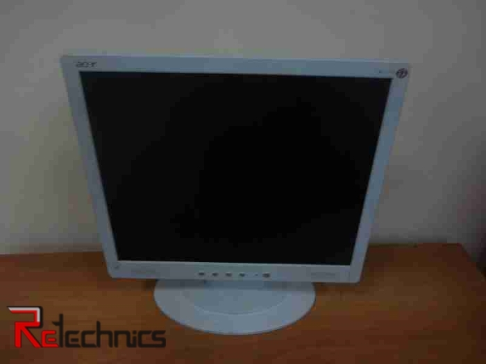 Монитор ЖК 17" уцененный Acer AL1715 белый TFT TN 1280x1024 W160H130 встроенные динамики