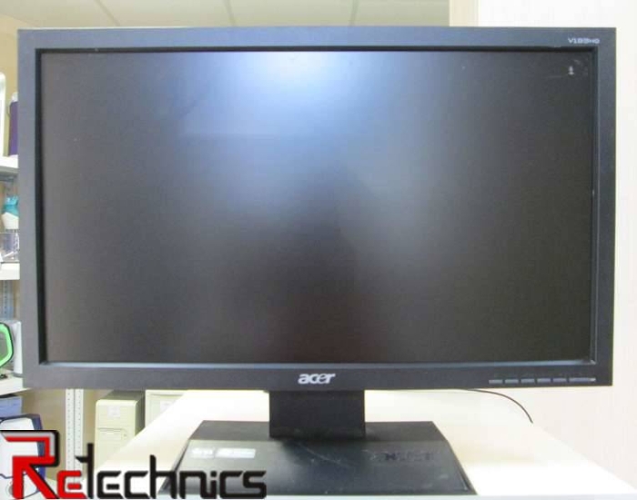Монитор ЖК 18.5" широкоформатный Acer v193HQAb черный TFT TN 1366 x 768 W160H160 VGA