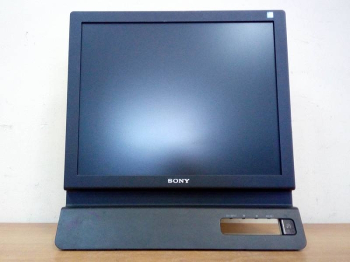 Монитор ЖК 17" Sony SDM-E76D черный TFT TN 1280x1024 W160H160