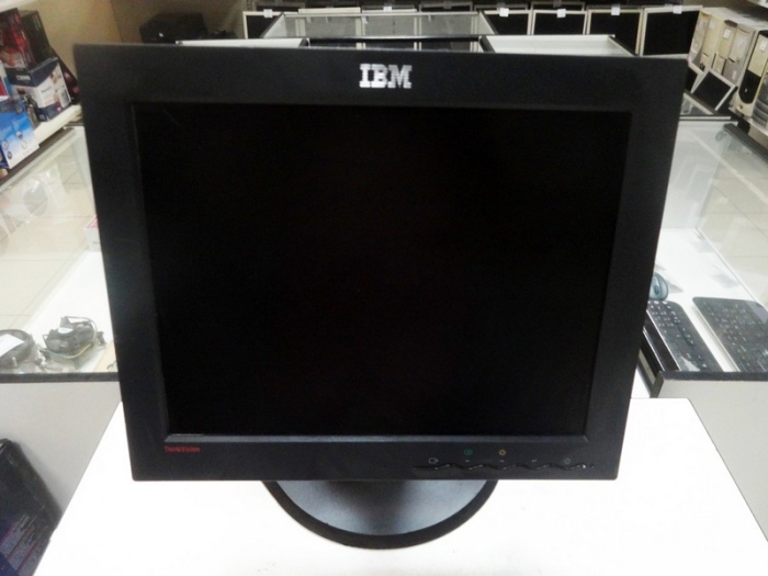 Монитор ЖК 15" 4:3 уцененный IBM 6636 черный TFT TN 1280x1024 W140H120