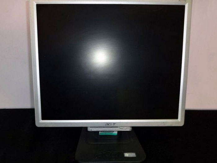 Монитор ЖК 17" уцененный Acer AL1716B серебристый TFT TN 1280x1024 W140H130