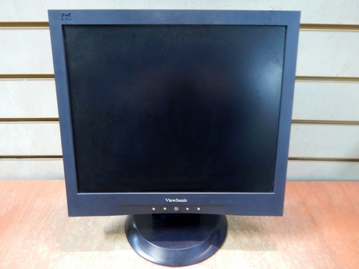 Монитор ЖК 17" ViewSonic VA705-LED черный TFT TN 1280x1024 W160H160
