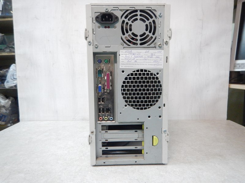 478 Socket 1 ядро Pentium 4 - 3,0Ghz 4x0,25Gb DDR1 (3200) 40Gb IDE чип 865 видеокарта int 96Mb белый mATX 250W