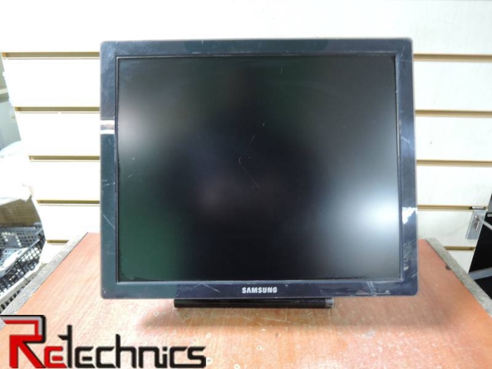 Монитор ЖК 19" Samsung 971p черный TFT PVA 1280x1024 W178H178 DVI-D внешний БП