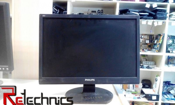 Монитор ЖК 19'' широкоформатный уцененный Philips 190V черный TFT TN WLED 1440x900 W90H65 DVI-D VGA