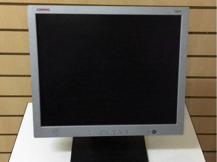 Монитор ЖК 18.1" уцененный Compaq 1825 серебристый TFT TN 1280x1024 W160H160