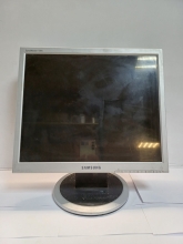 Монитор с дефектом ЖК 17" 5:4 Samsung 720N серебристый