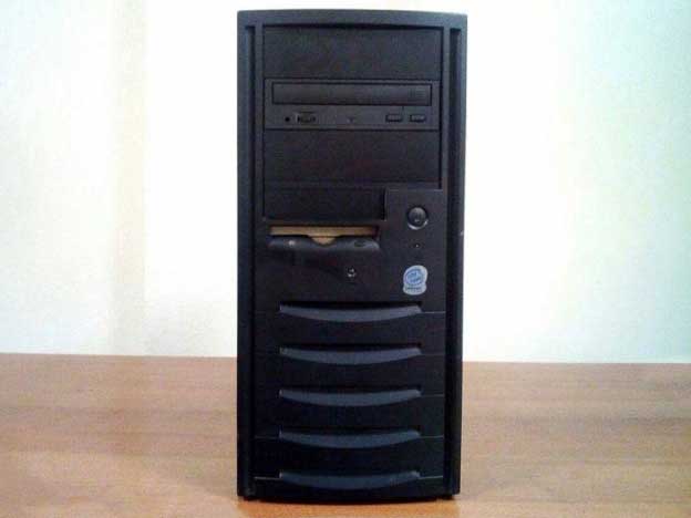 478 Socket 1 ядро Pentium 4 - 2.80Ghz 2x0.5Gb DDR1 (3200) 40Gb IDE чип 661FX видеокарта int 32Mb черный ATX 350W DVD-R